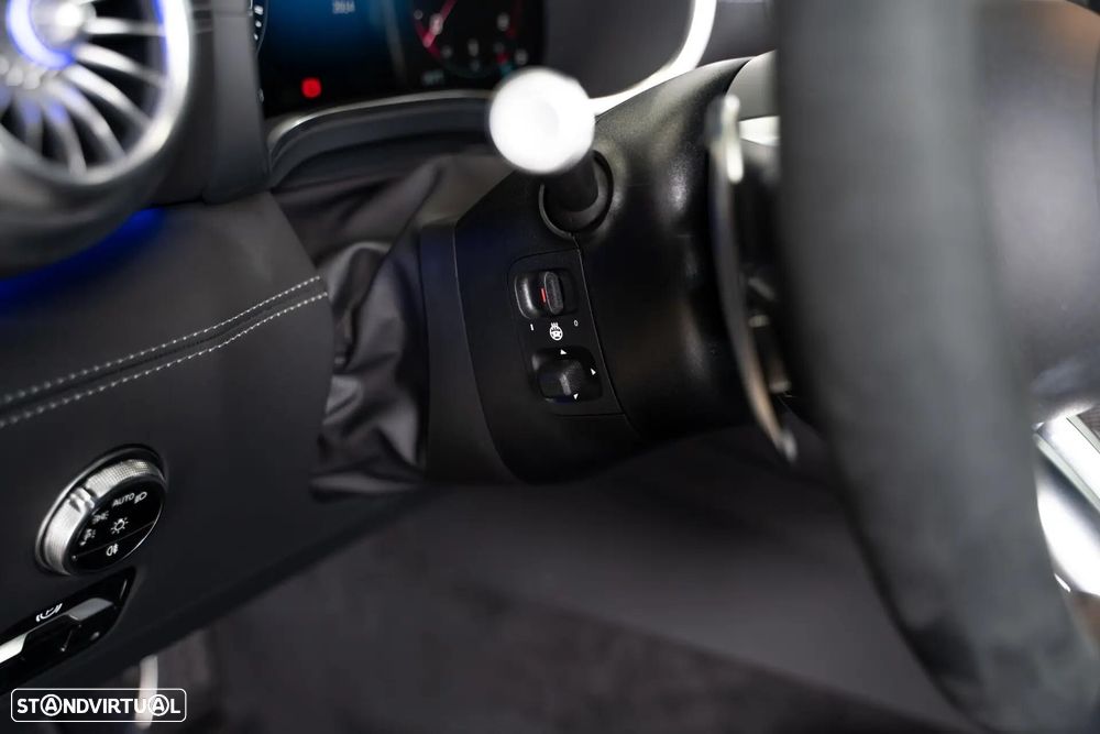 Mercedes-Benz AMG GT 63 PRO 4MATIC+ Speedshift.MCT 9G - 27