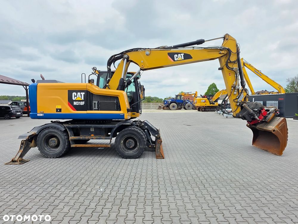 Caterpillar M318F, 2018 ROK, PODPORY + PŁUG, ROTOTILT - 6