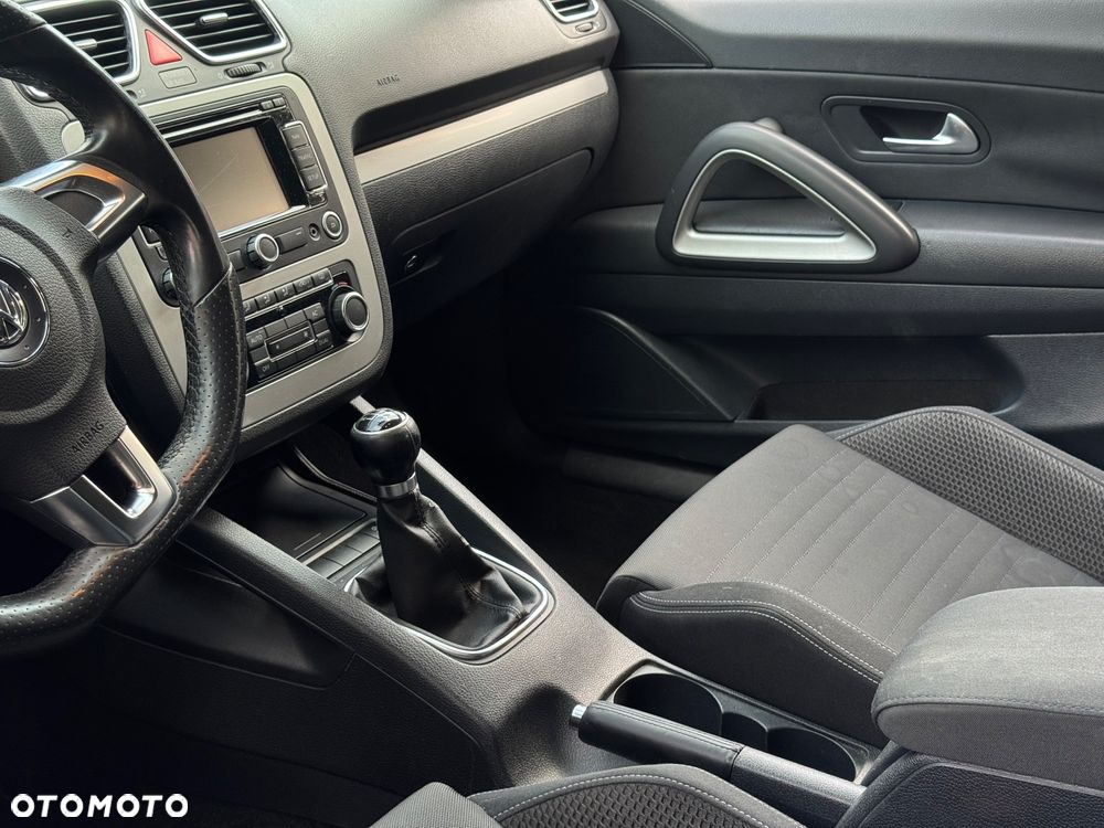 Volkswagen Scirocco 2.0 TDI Blue Motion Technologie - 13