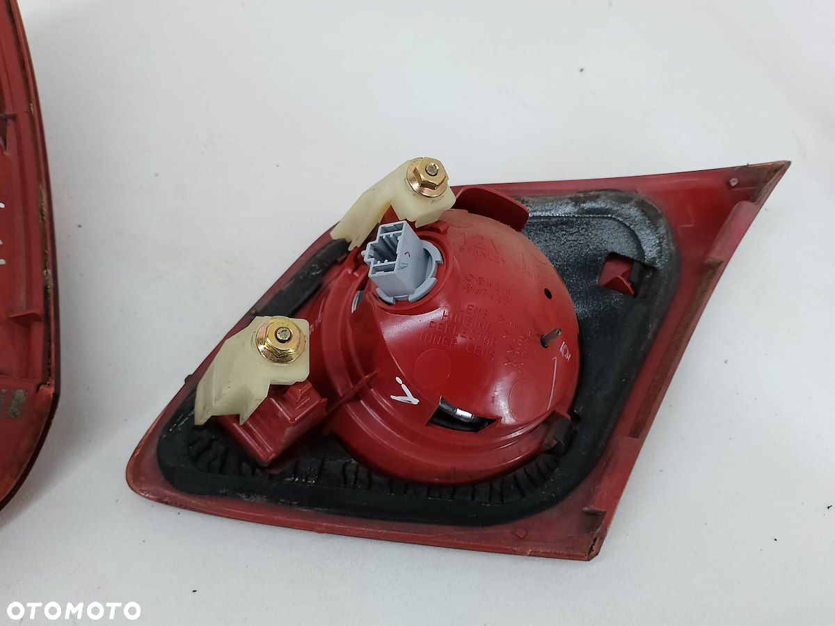 LAMPY TYŁ KOMPLET MAZDA 3 ( 99-09 ) P2912  P2913L  P2913R HATCHBACK - 12
