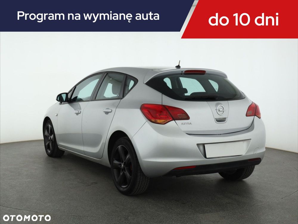 Opel Astra - 6