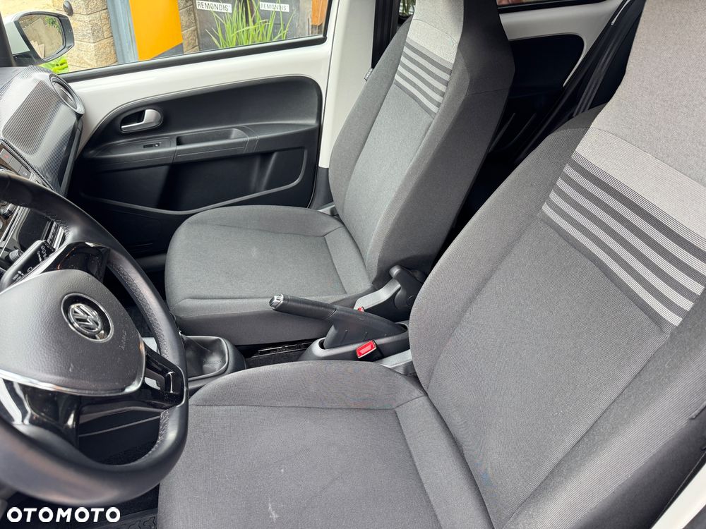 Volkswagen up! 1.0 move - 30