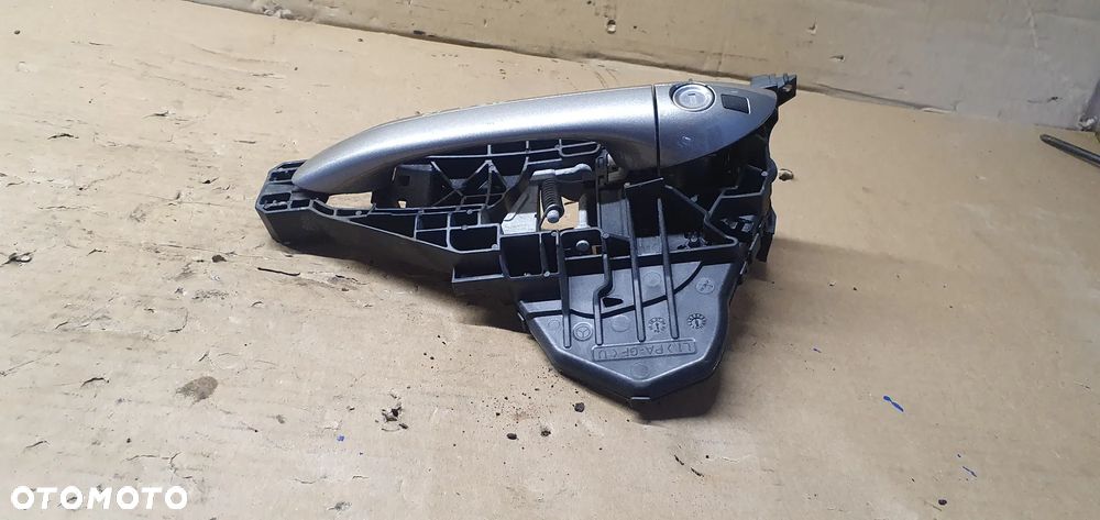 Klamka lewy przód przednia lewa Mercedes W245 A1697600934 - 2