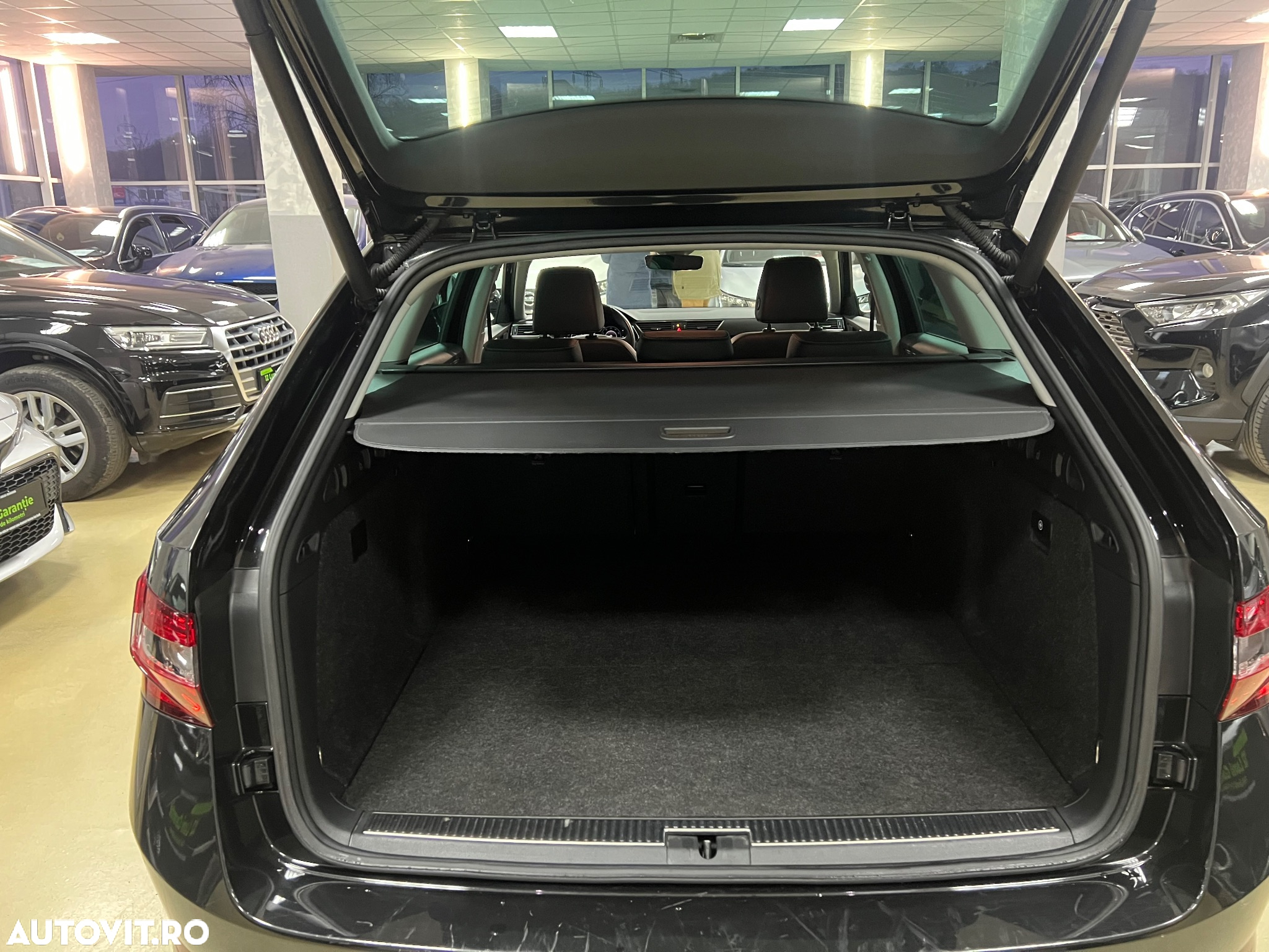 Skoda Superb Combi 1.4 TSI PHEV Style - 18