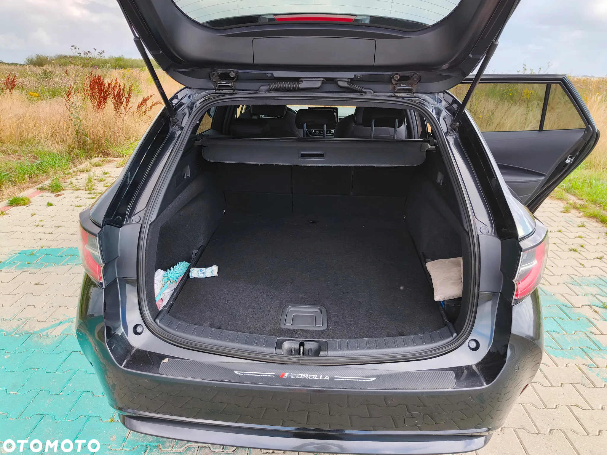 Toyota Corolla 1.8 Hybrid Comfort - 3