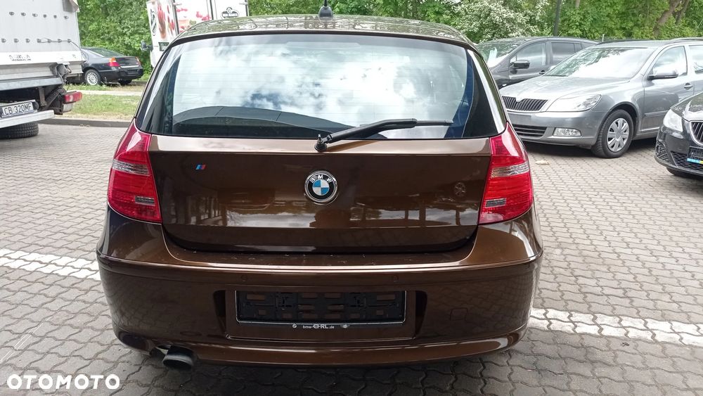 BMW Seria 1 116i Edition Sport - 16