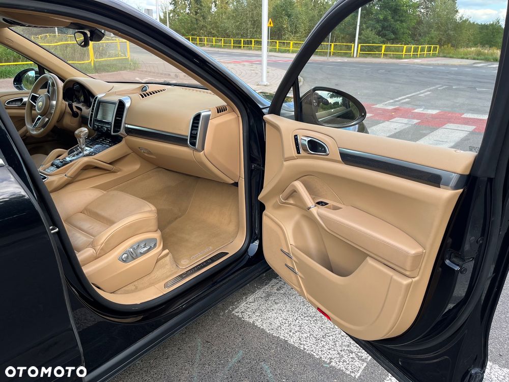 Porsche Cayenne S Tiptronic S - 24