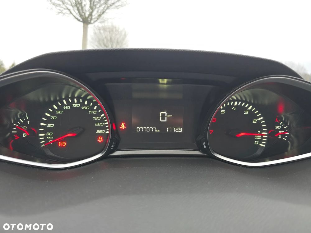 Peugeot 308 1.2 PureTech GPF Active Pack S&S - 11