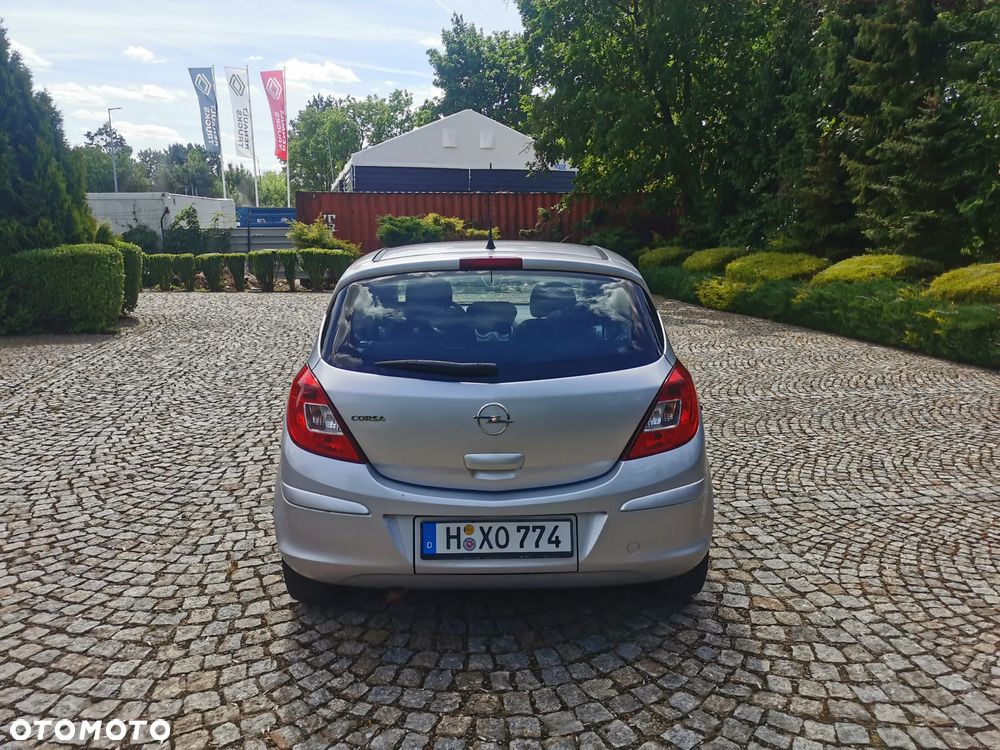 Opel Corsa 1.4 16V Satellite - 6