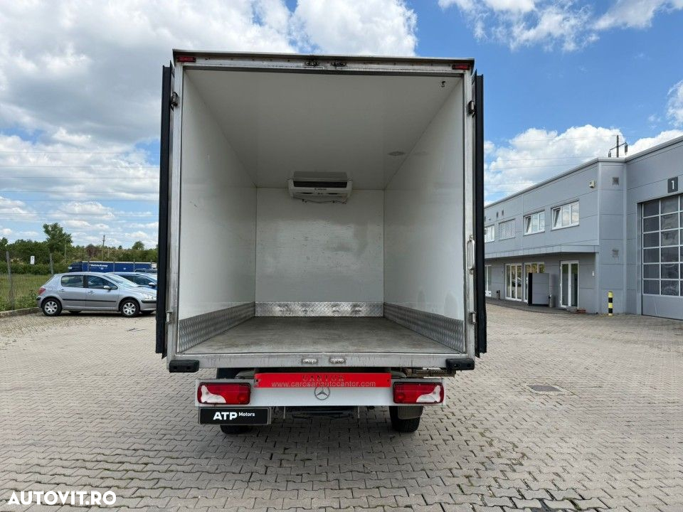 Mercedes-Benz Sprinter - 8