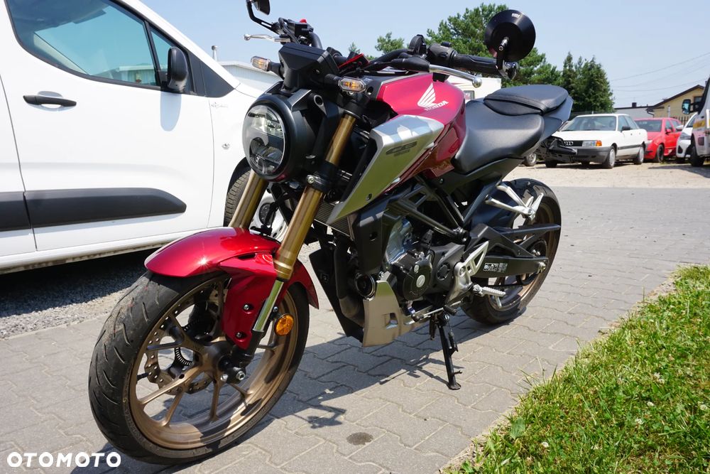 Honda CB - 2