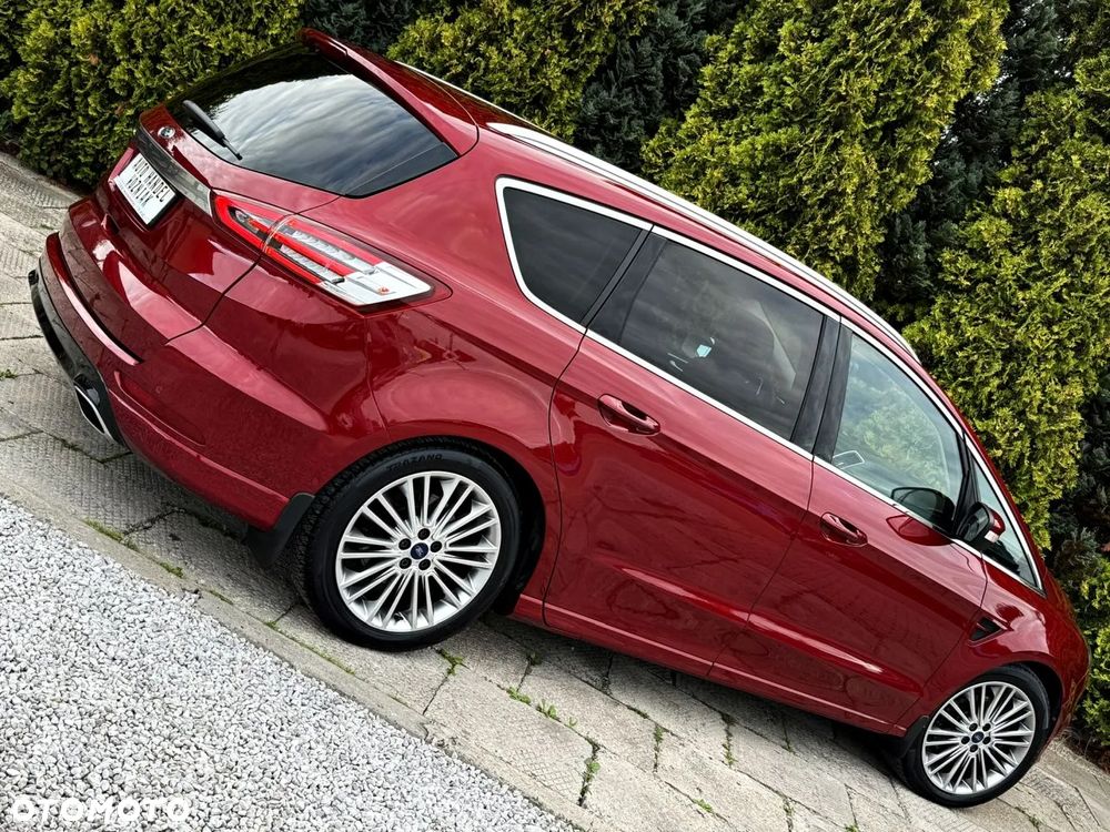Ford S-Max - 12