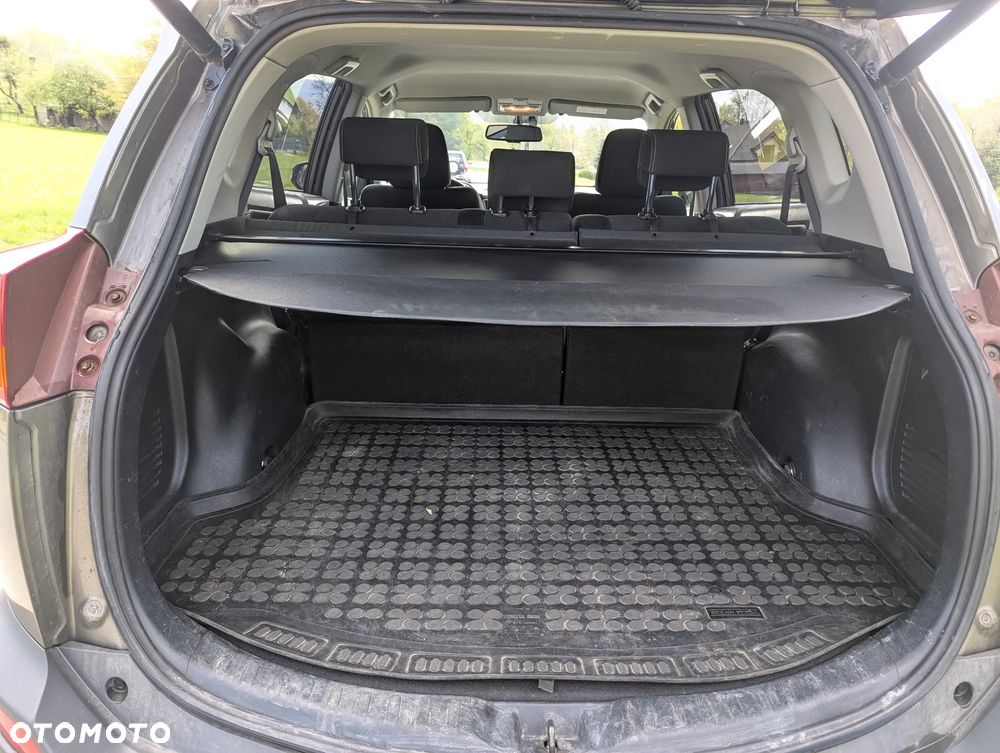 Toyota RAV4 2.0 Active 4x4 - 11