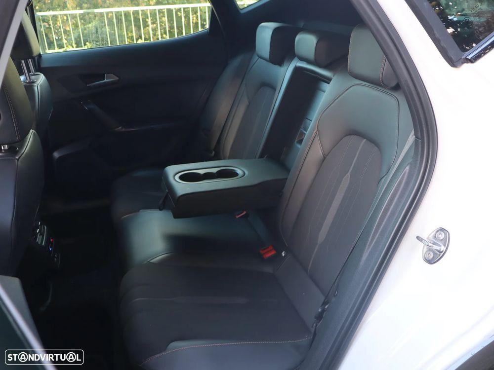 Cupra Formentor 1.4 e-Hybrid DSG - 42