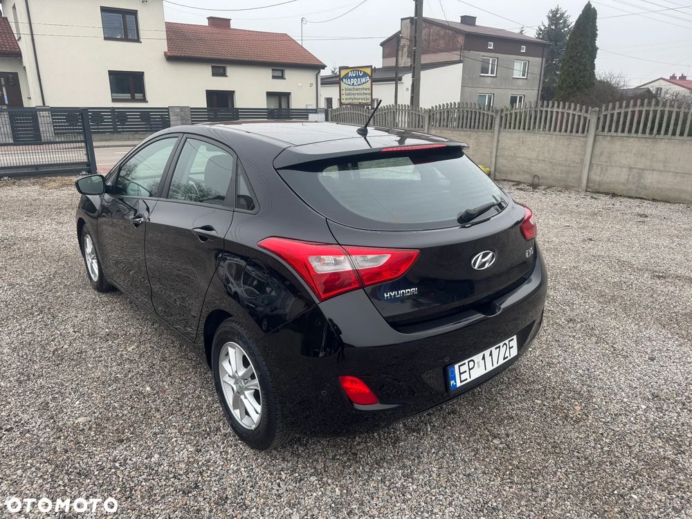 Hyundai i30 1.4 Trend - 3