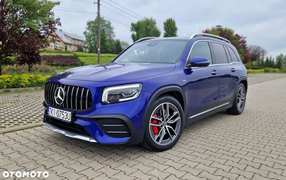 Mercedes-Benz GLB - 1