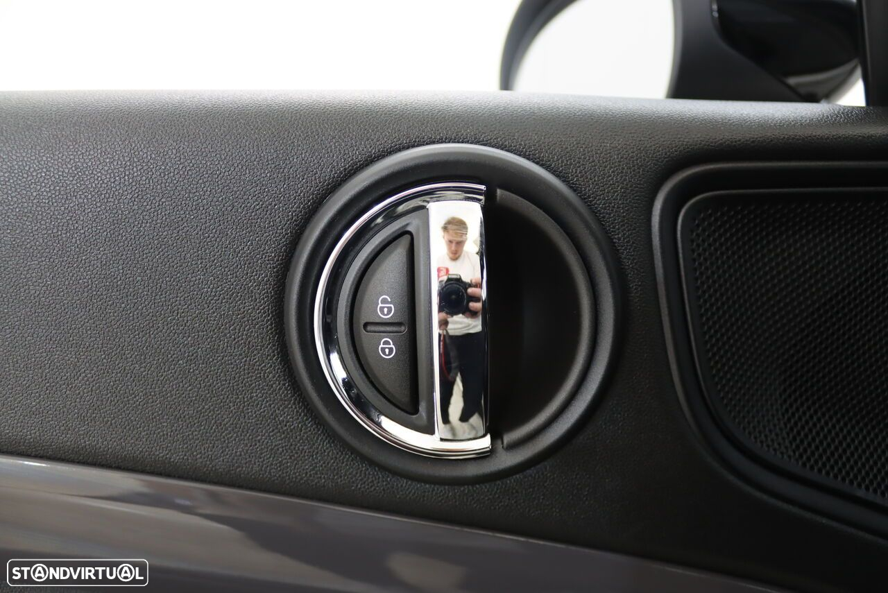 MINI Countryman Cooper SE ALL4 Auto - 15