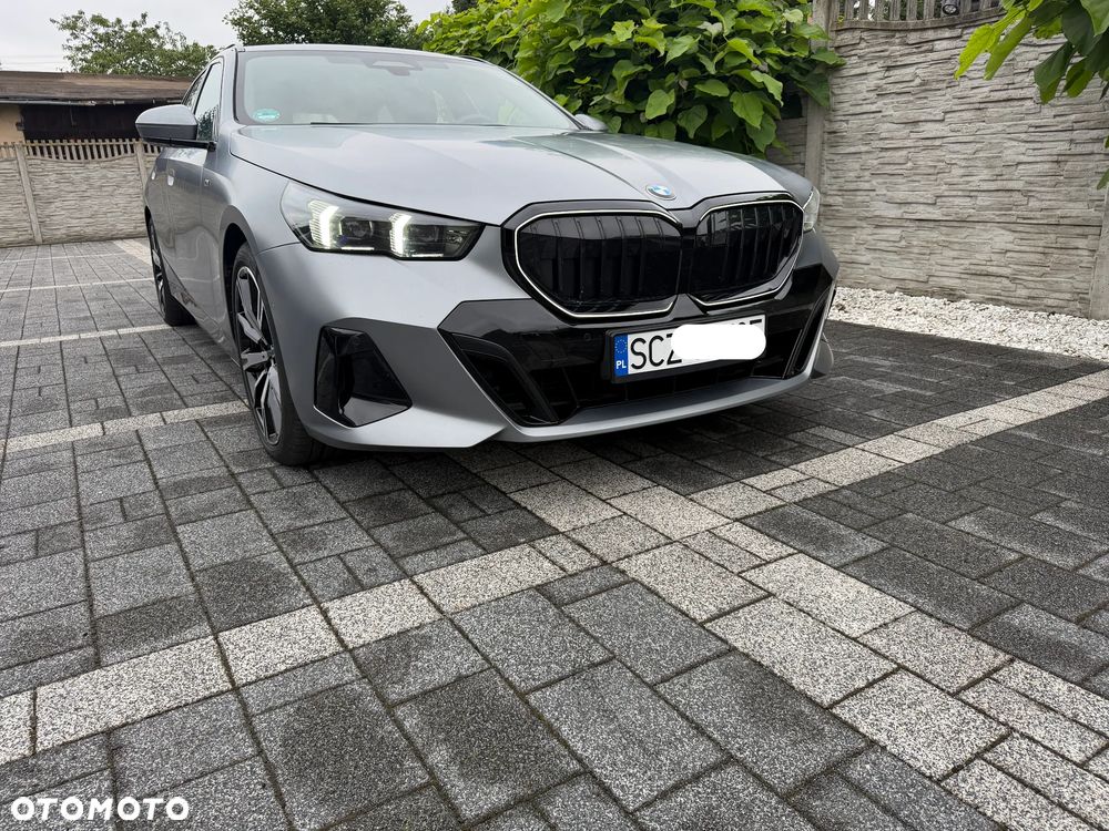 BMW Seria 5 540d xDrive mHEV M Sport - 4