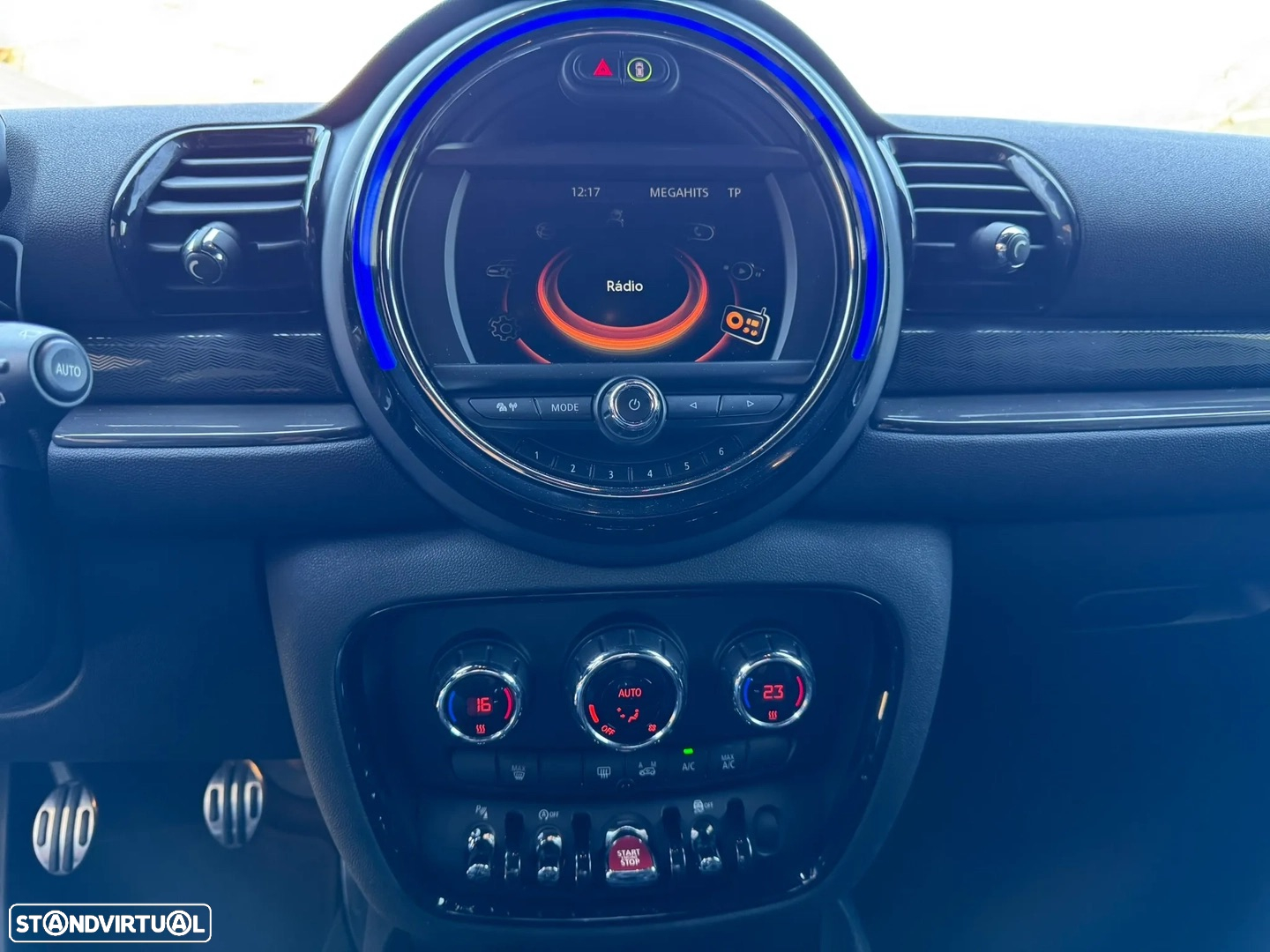MINI Countryman One D John Cooper Works - 24
