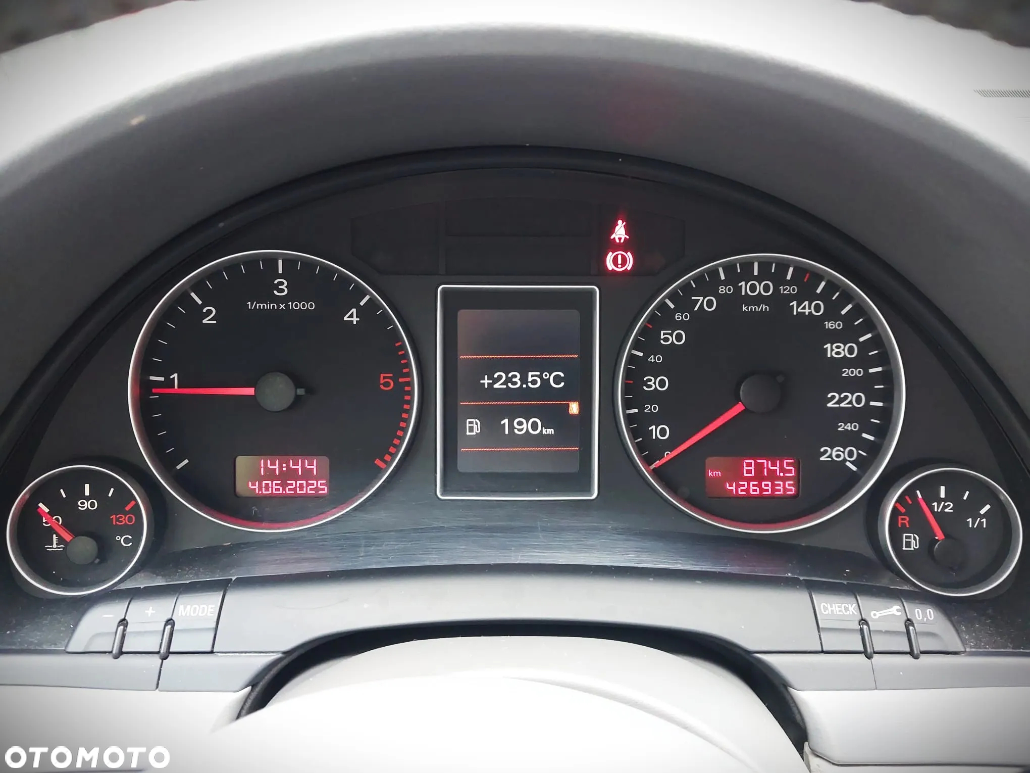Audi A4 - 8