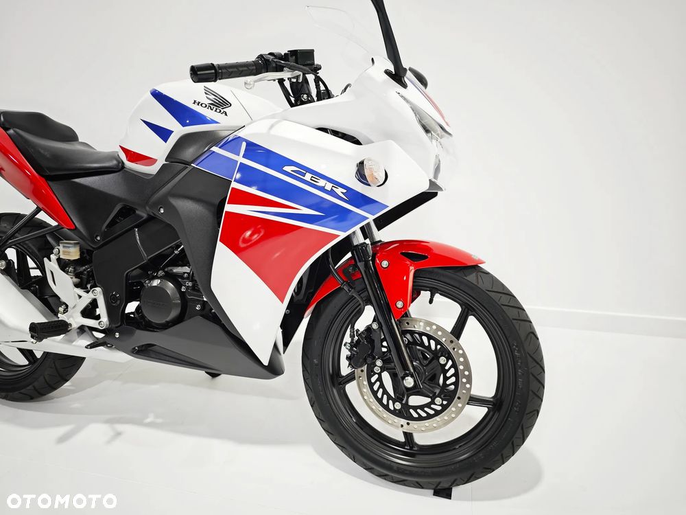 Honda CBR - 6