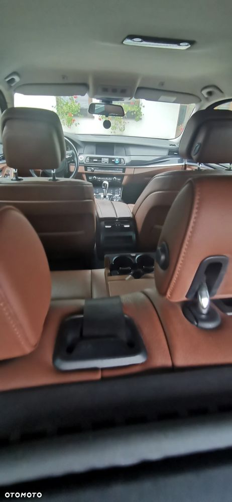 BMW Seria 5 520d Touring Modern Line - 10