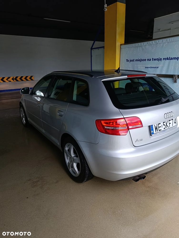 Audi A3 Sportback 1.8 TFSI Ambiente - 5
