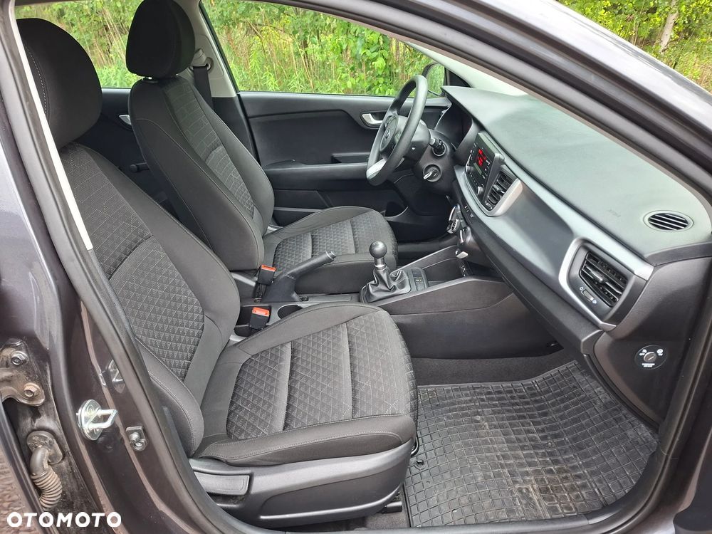 Kia Rio 1.2 M - 18