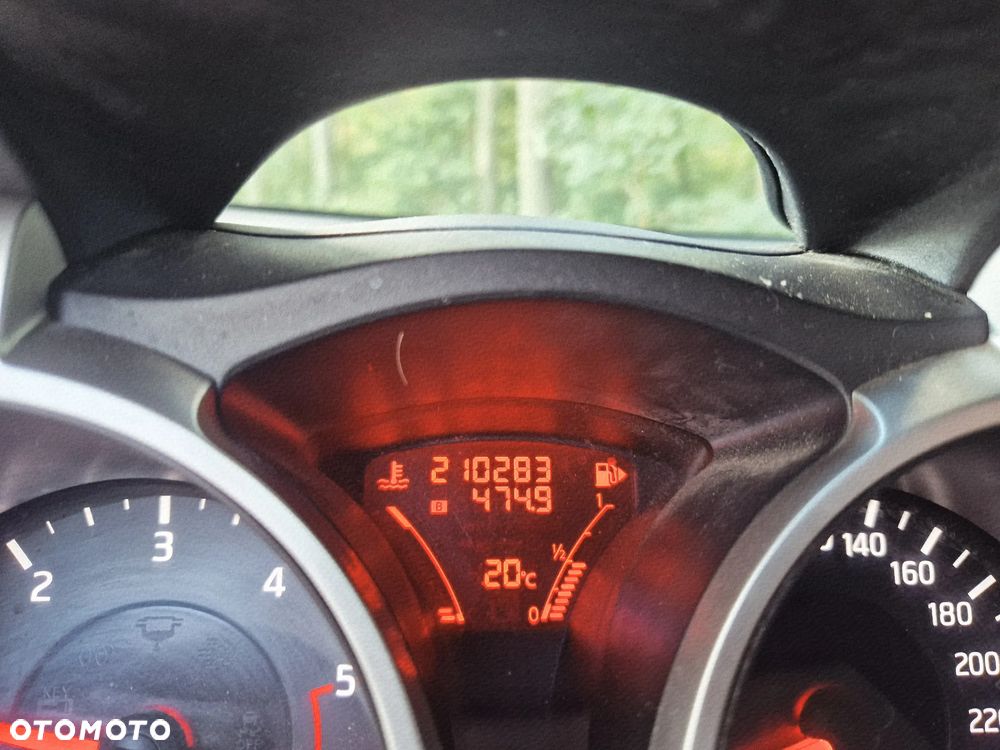 Nissan Juke - 14