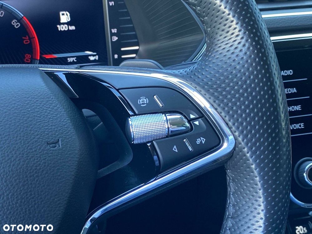 Skoda Superb 1.5 TSI Ambition DSG - 28