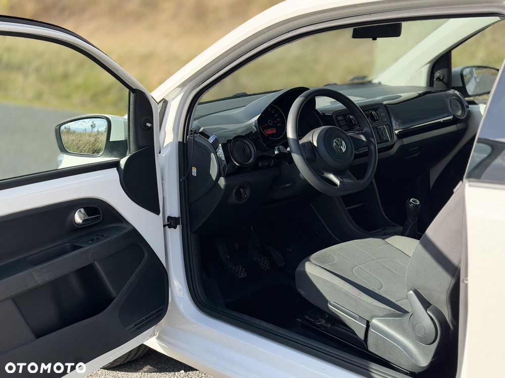 Volkswagen up! - 13