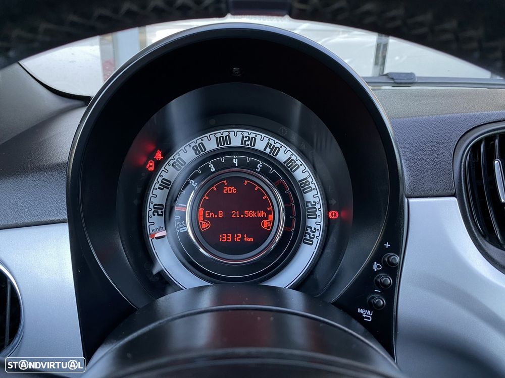 Fiat 500 1.0 Hybrid Connect - 26