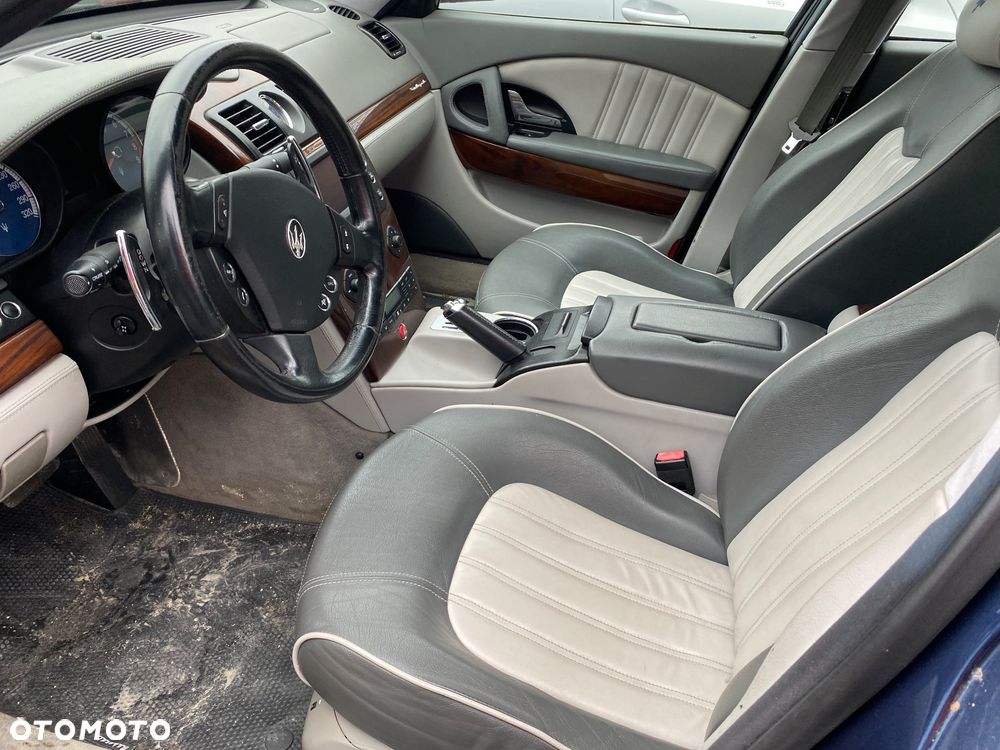 Maserati Quattroporte - 4