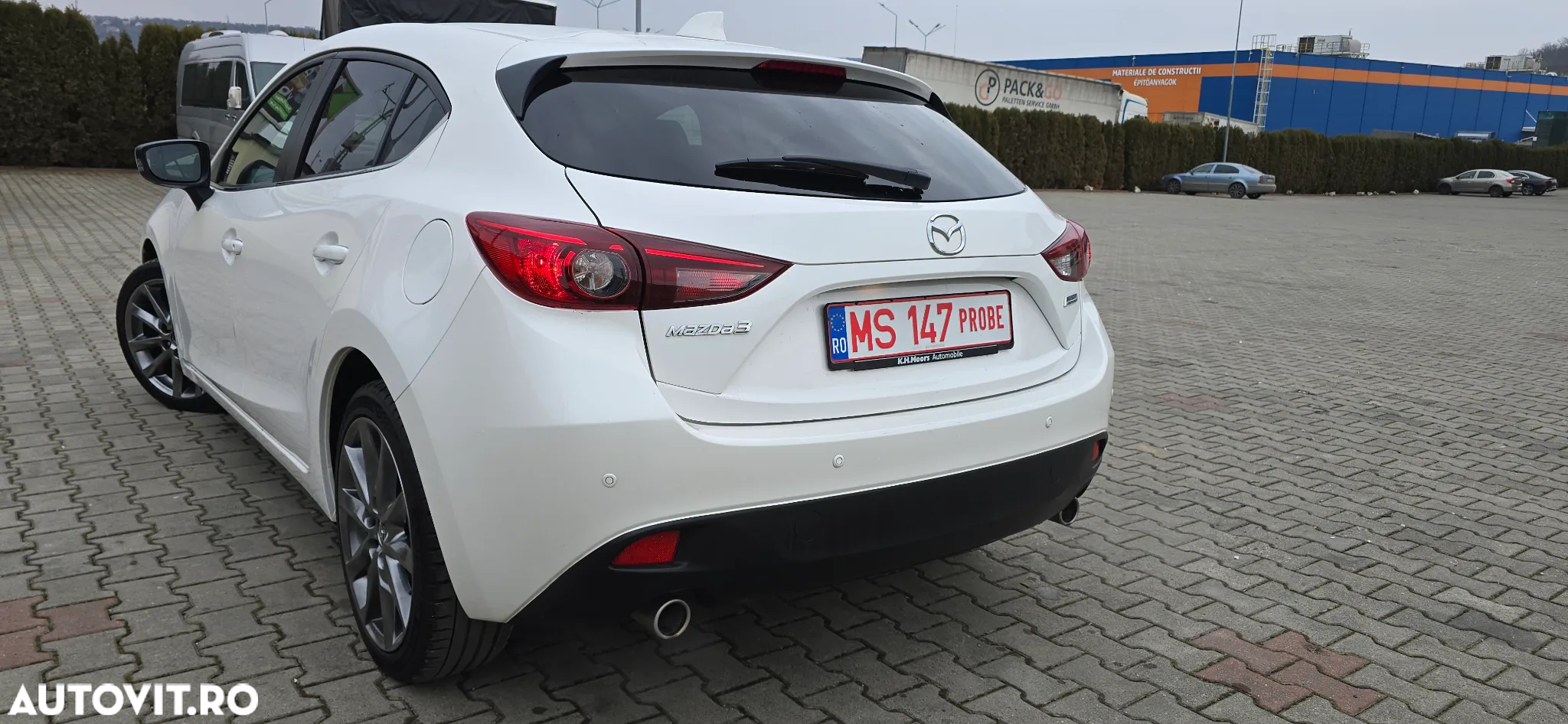 Mazda 3 G120 Attraction - 4