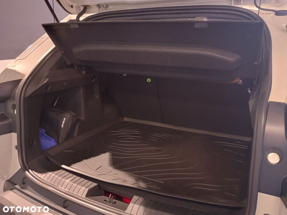 Dacia Duster 1.8 Full Hybrid 155 Journey MMT - 38