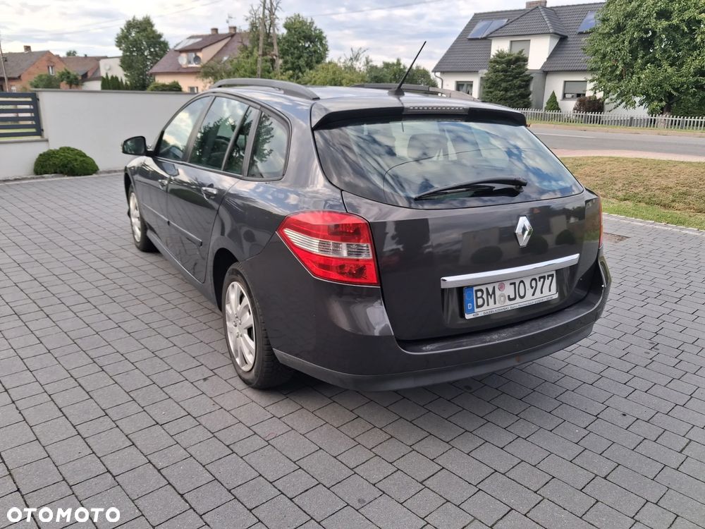 Renault Megane 1.5 dCi Dynamique - 4