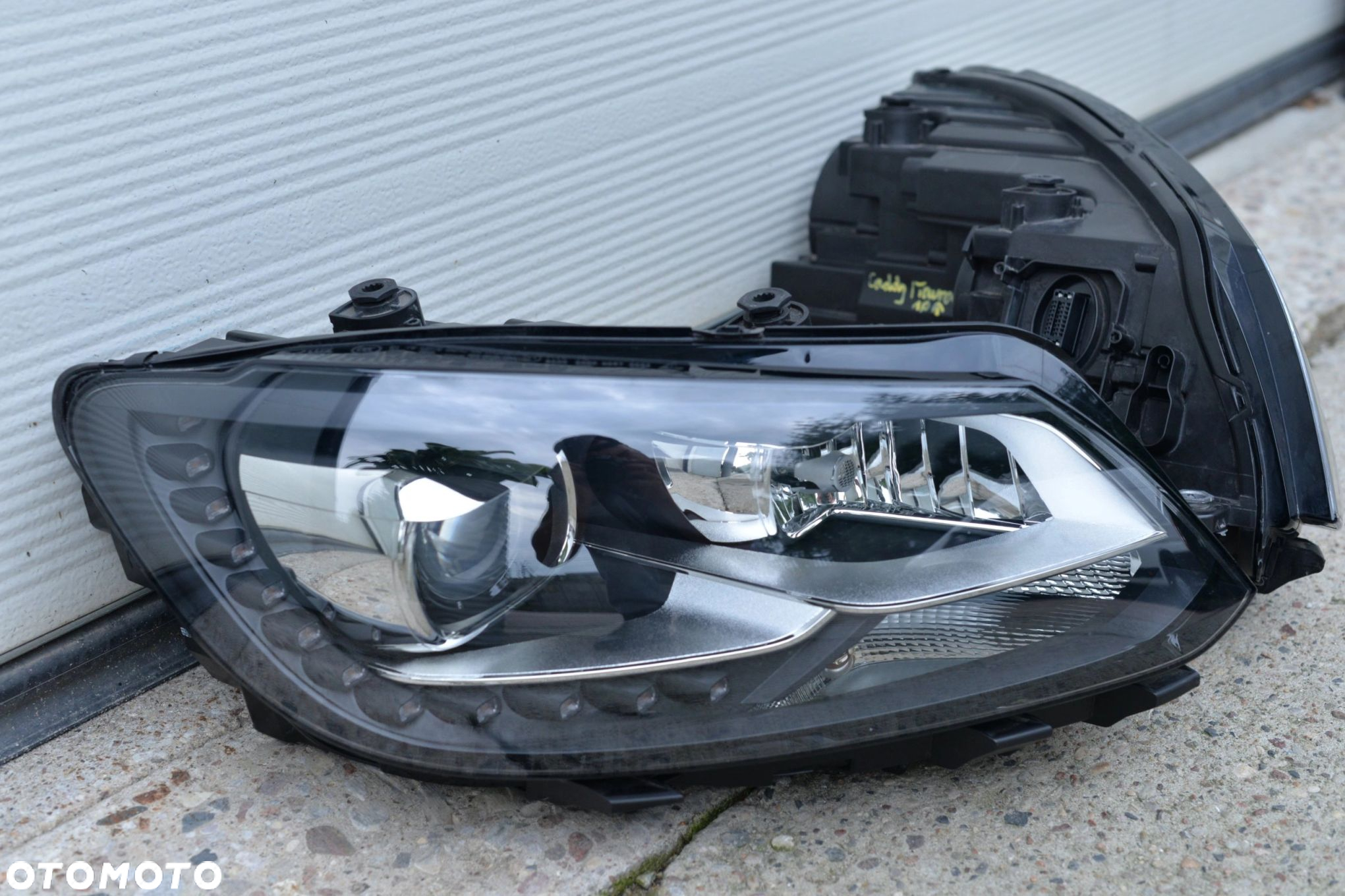MASKA ZDERZAK PAS BŁOTNIK REFLEKTOR LAMPA H7 XENON BELKA VW CADDY 2010- - 8