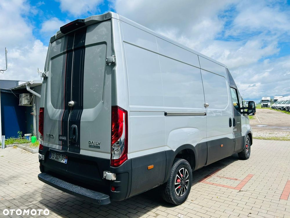 Iveco 35s16 - 8