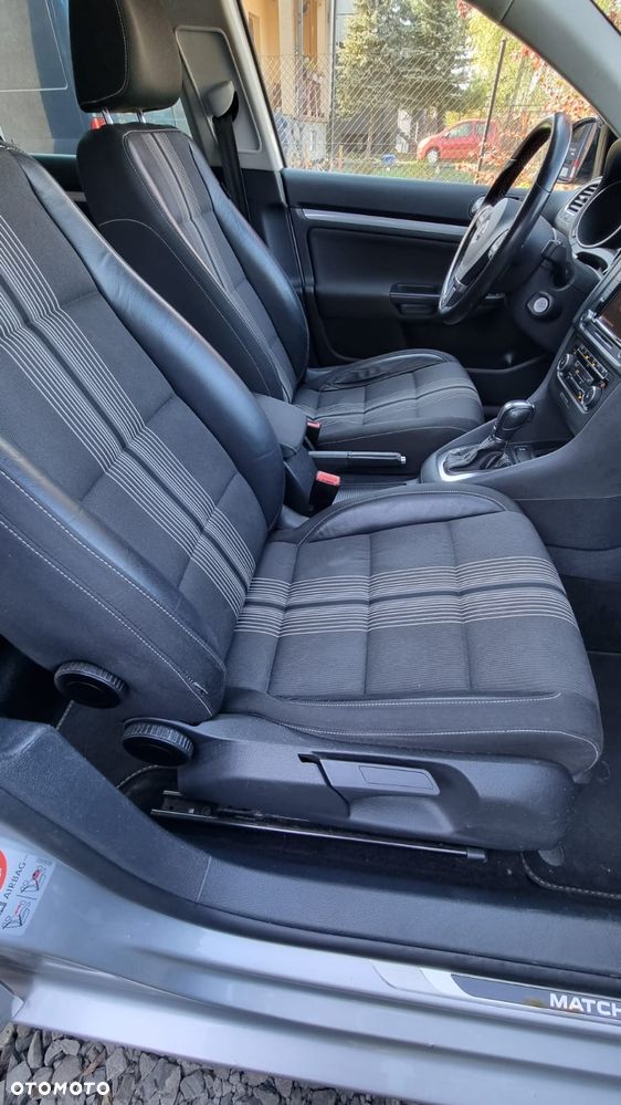 Volkswagen Golf 2.0 TDI DPF DSG MATCH - 13