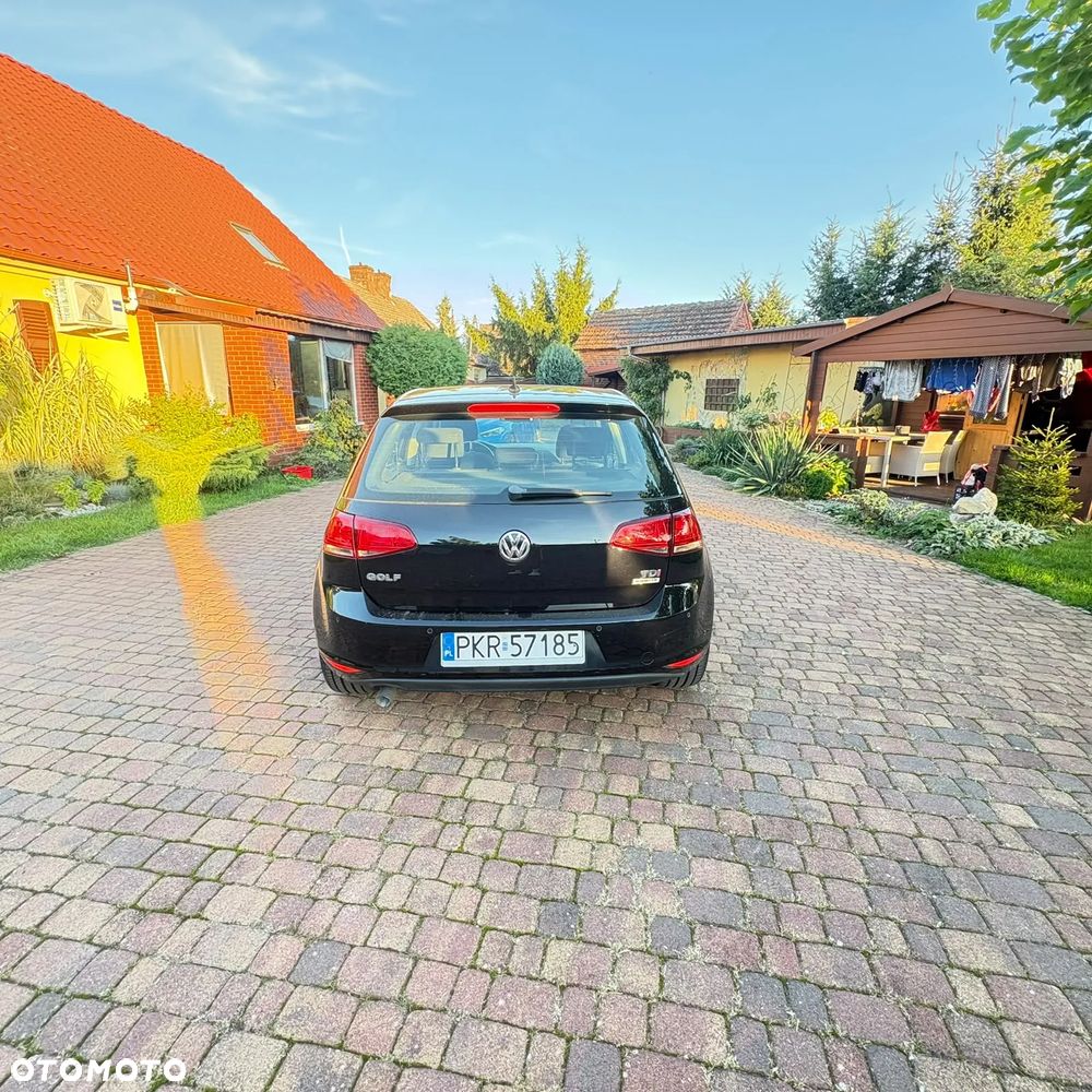 Volkswagen Golf - 18
