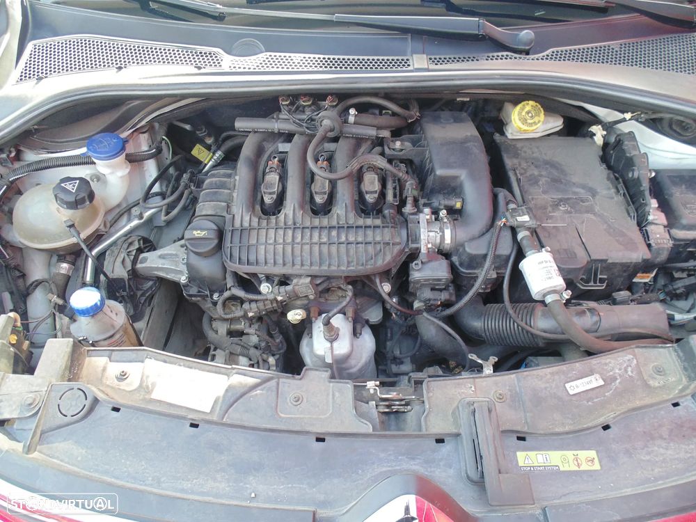 Citroën C3 1.2 PureTech Shine - 46