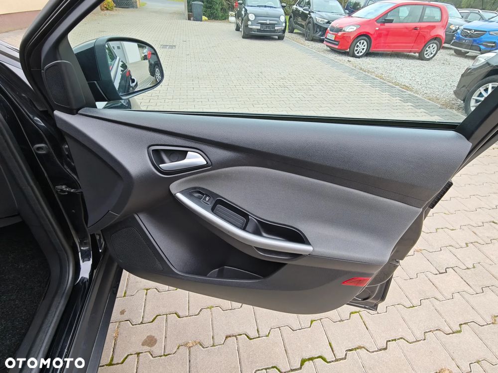 Ford Focus - 11