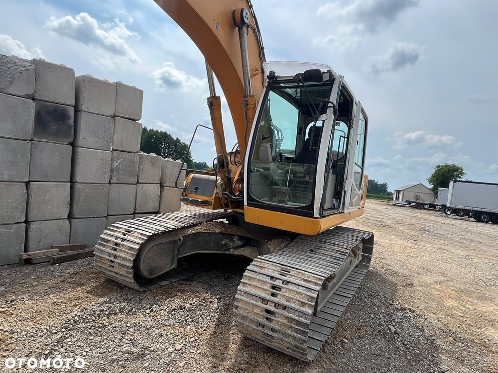 Liebherr 906 - 3