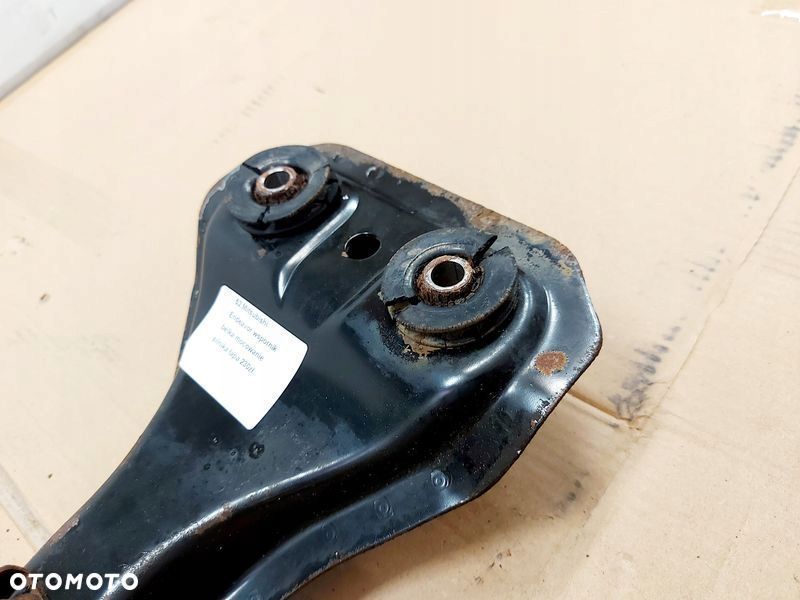 endeavor wspornik belka mocowanie silnika łapa - 2