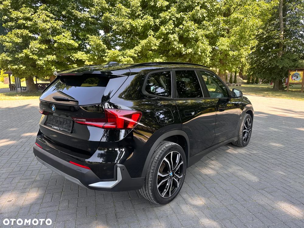 BMW X1 xDrive20d mHEV - 4