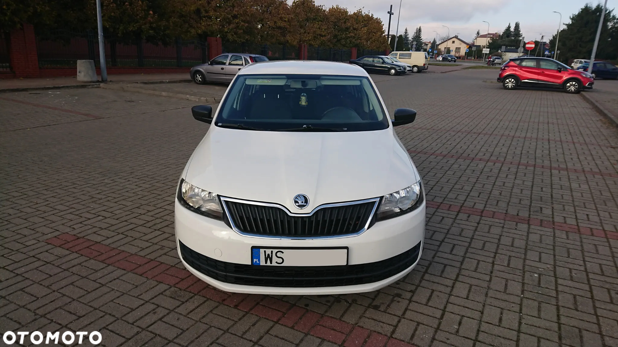 Skoda RAPID 1.6 TDI DPF Elegance - 3