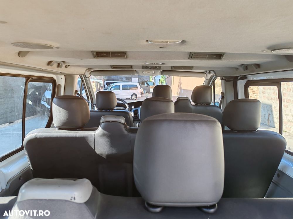 Renault Trafic - 8