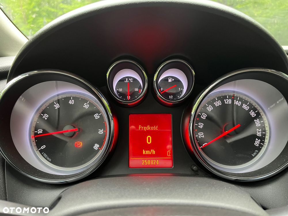 Opel Astra 1.4 Turbo - 22
