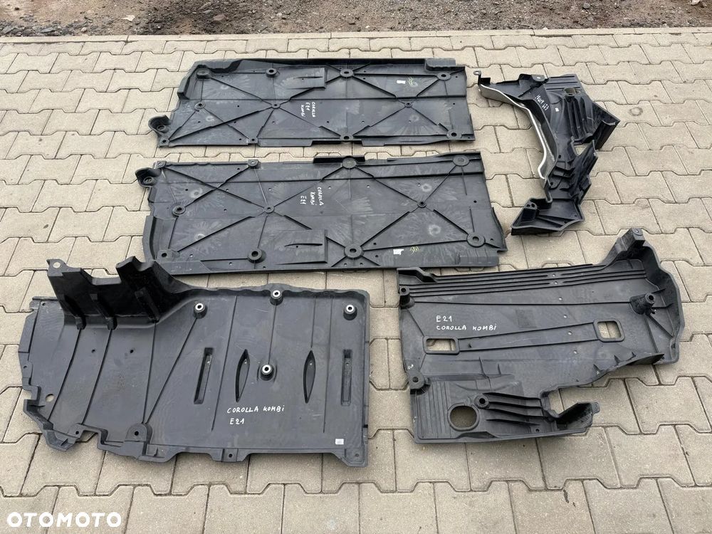 TOYOTA COROLLA E21 KOMBI 19- OSŁONA PODWOZIA PODŁOGA PŁYTA 581166-02170 KOMPLET - 4