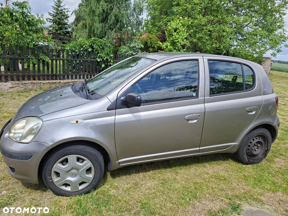 Toyota Yaris 1.4 D-4D - 3